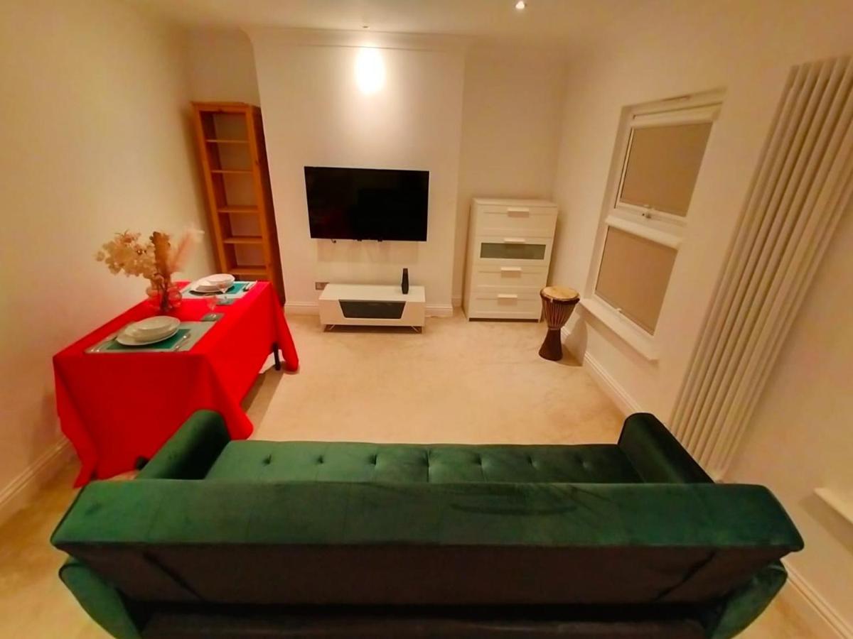 Fully-Equipped Flat In The City Of London Ngoại thất bức ảnh